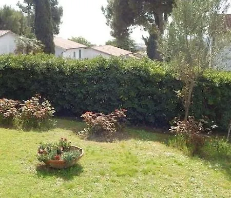 N115 Trilocale Con Giardino E Vista Mare Numana